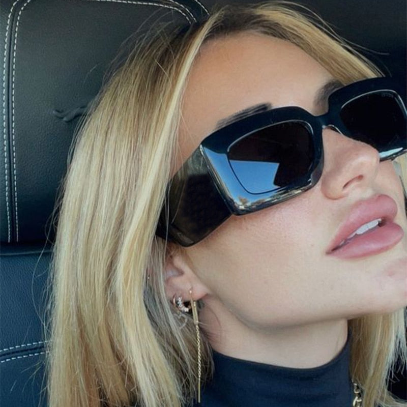 2022 Black Luxury Rectangle Women Sunglasses V Brand Designer Retro Small  Frame